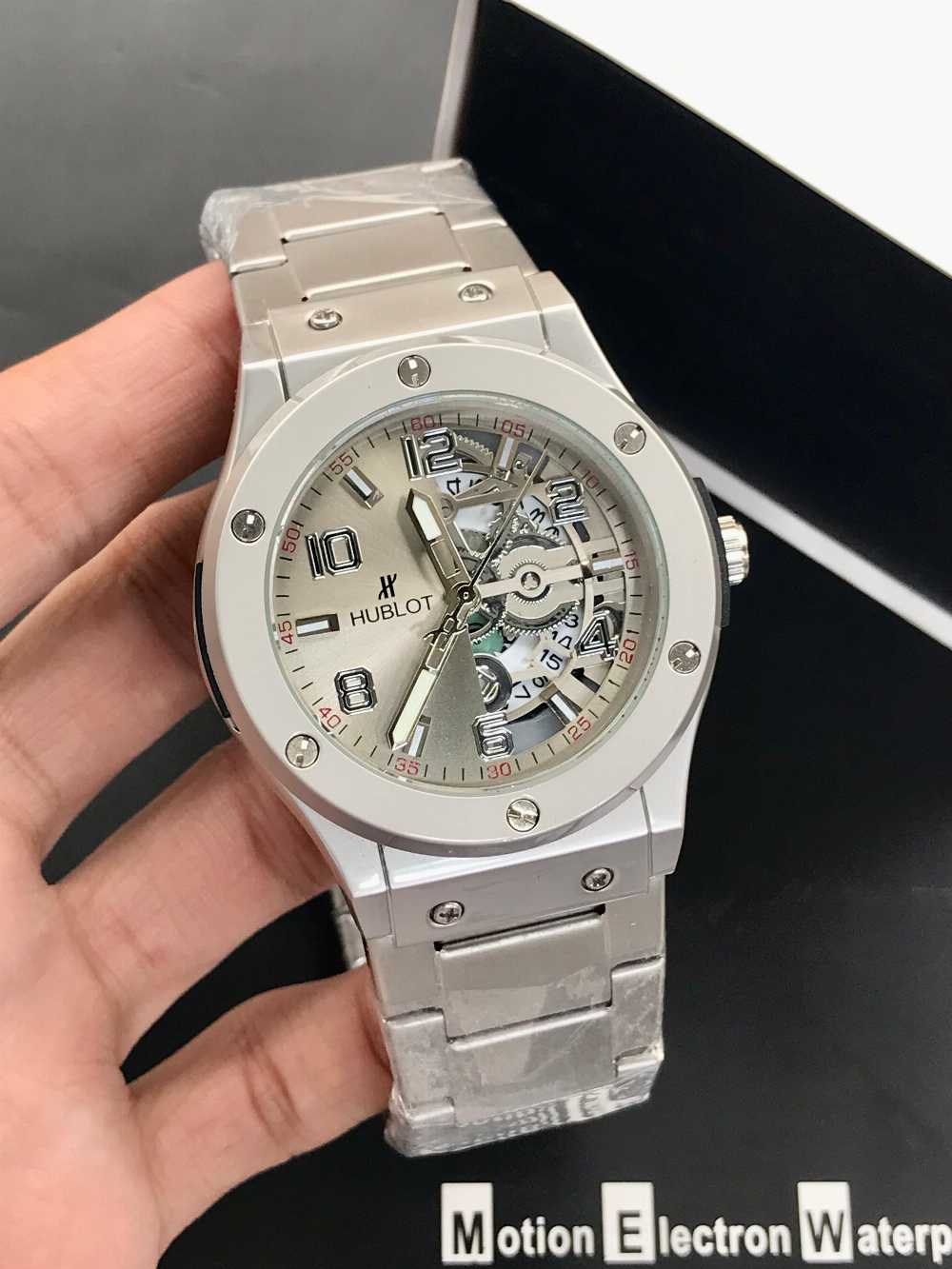 Sport Chronograph Rubber Strap Watch